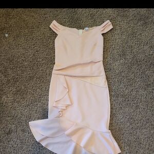 VENUS Pink Ruffle Detail Cocktail Dress  Size Medium